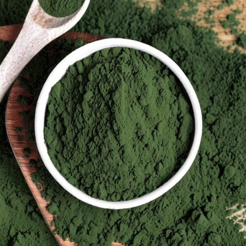 Chlorella vs Spirulina Why I Chose Chlorella (Benefits & Side Effects)