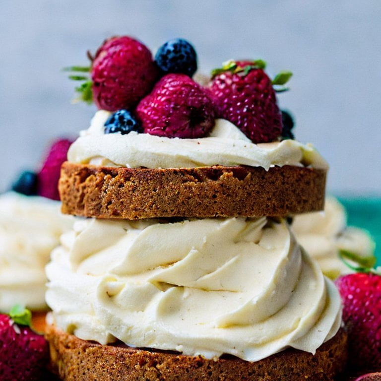 Vegan Mascarpone Frosting Recipe